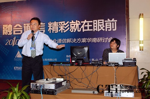 �W�ψ�(ji��n)ƽ�_��ʾ