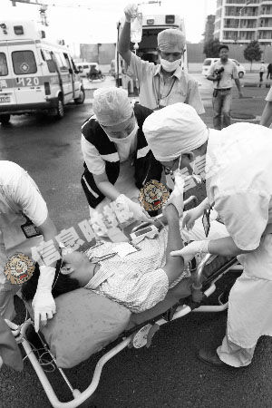 ��خ�^(q��)�e�����а���ȼ�¼���(y��ng)����Ԯ����(x��)��120���ӓ��ȡ����ߡ�